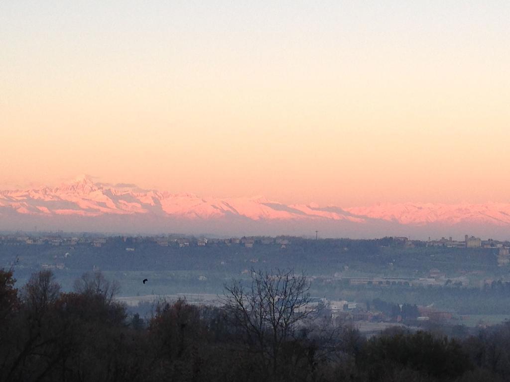 Ecolodge Langhe ケラスコ エクステリア 写真