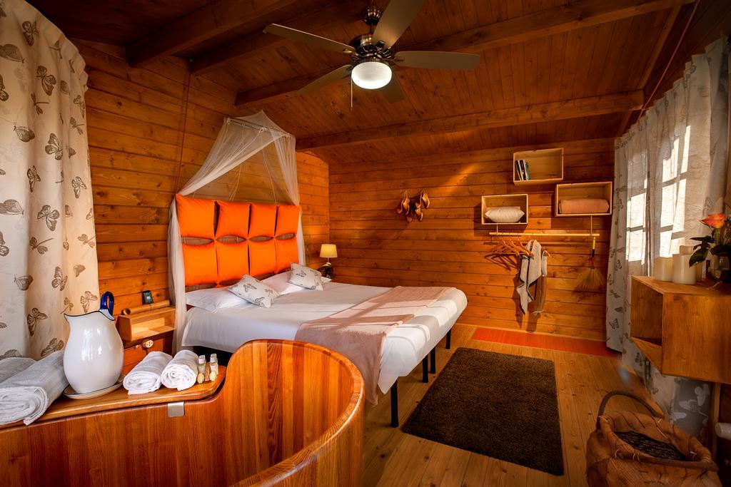 Ecolodge Langhe ケラスコ エクステリア 写真