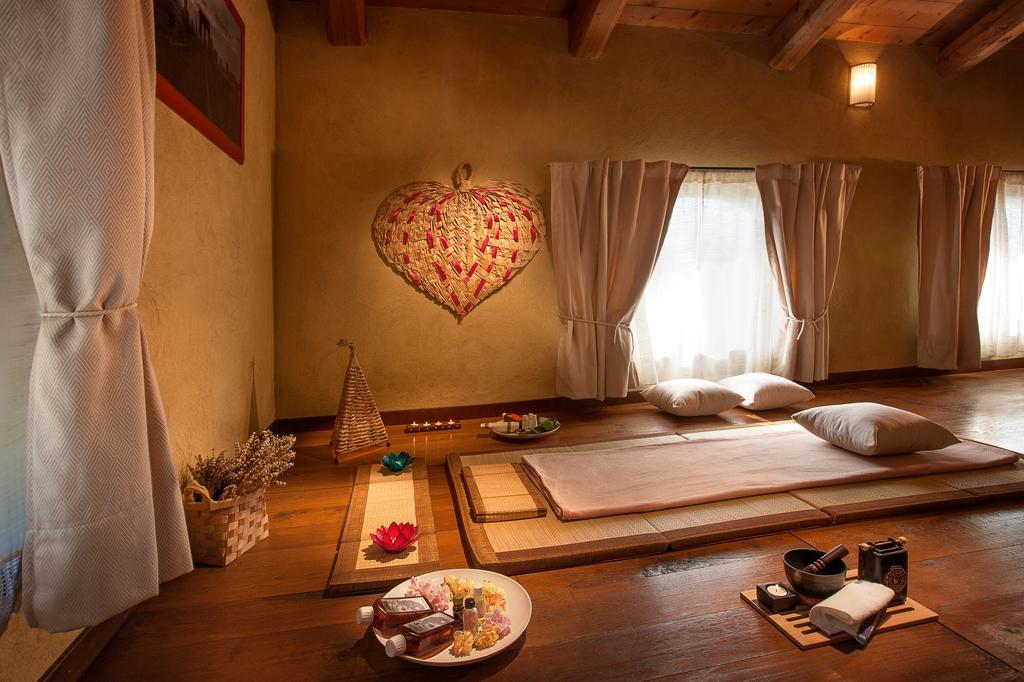 Ecolodge Langhe ケラスコ エクステリア 写真